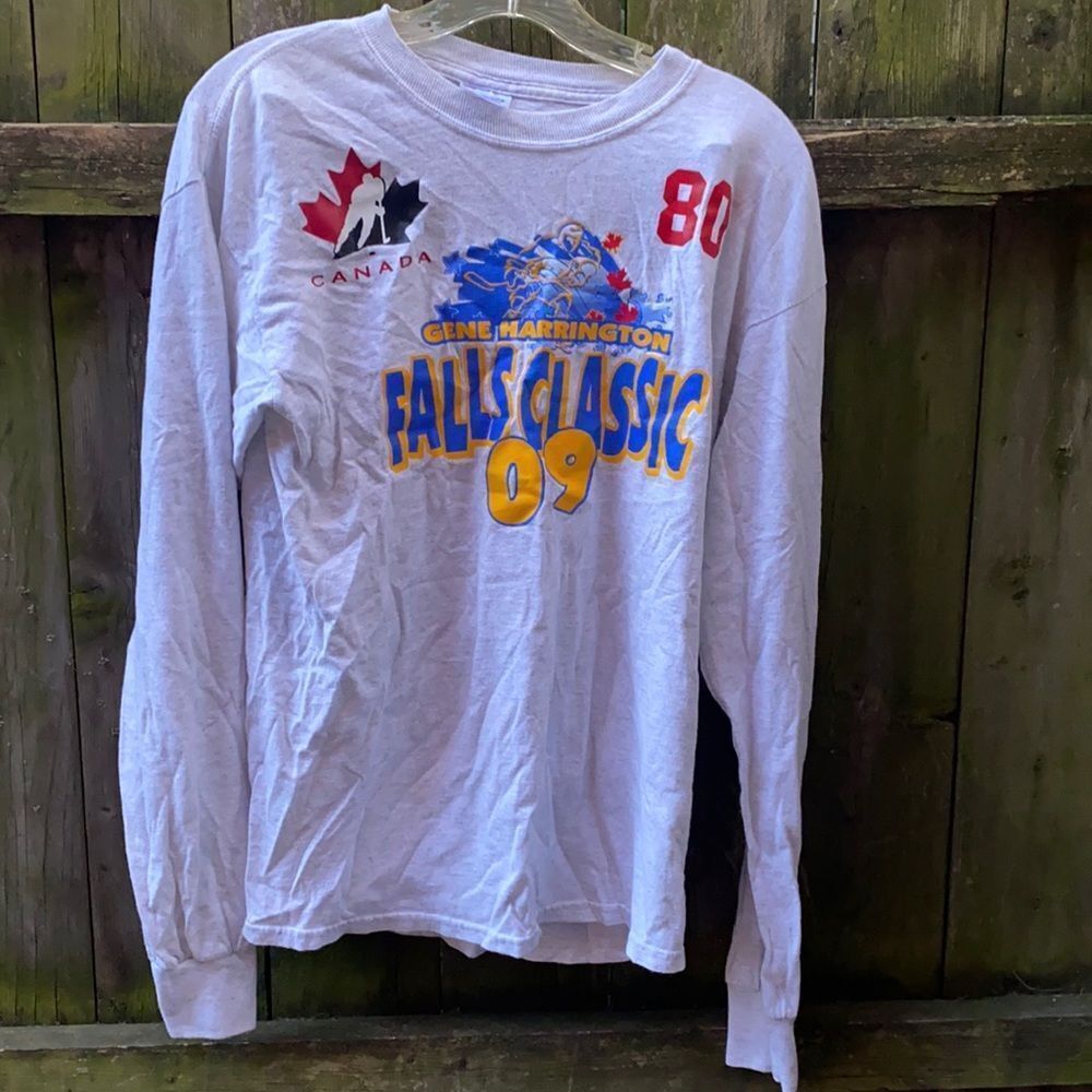 Long sleeve tee sz. M